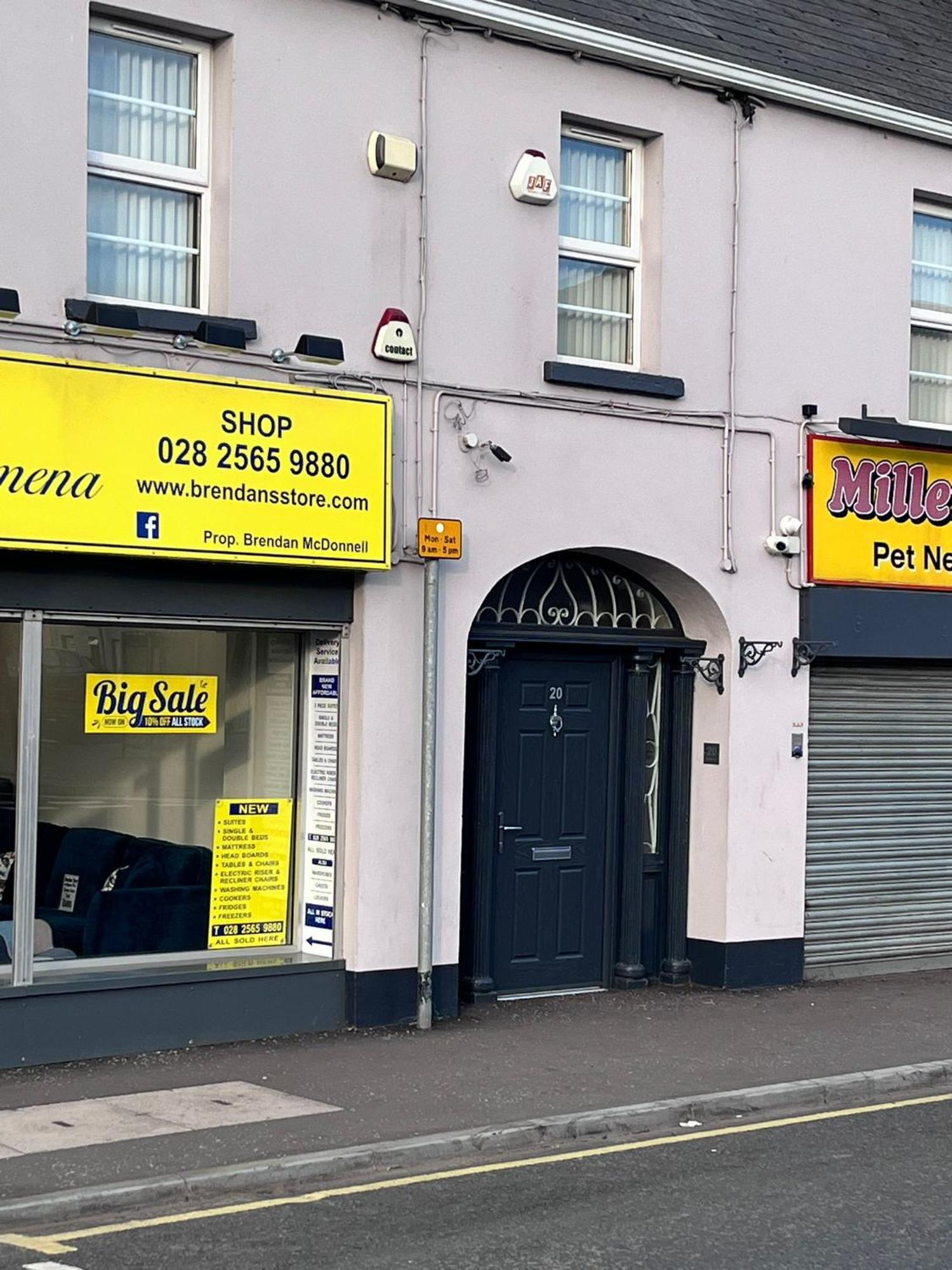 3 Bedroom Apartment, Ballymena, The Wee Stop Gap Exteriér fotografie